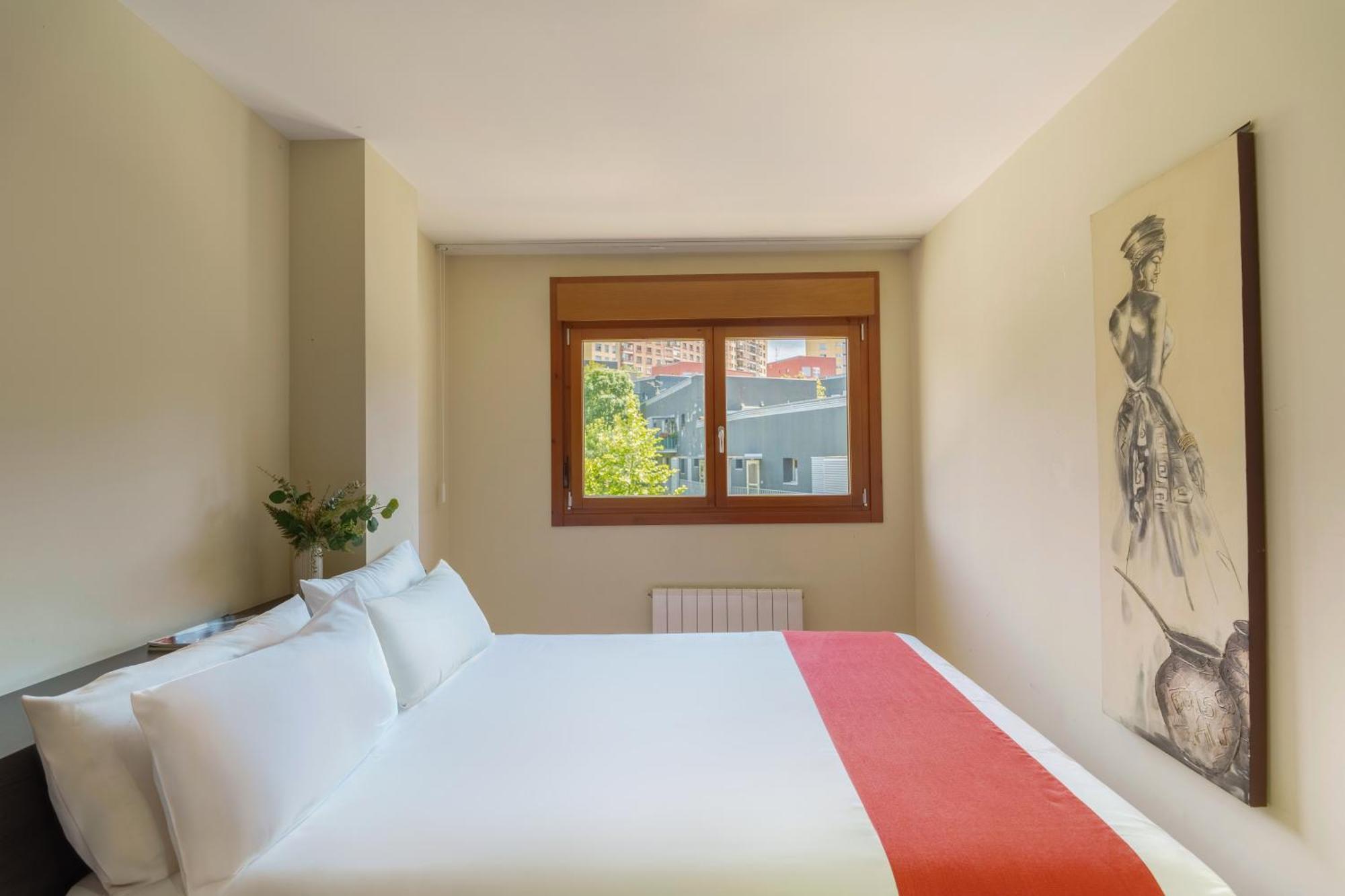 Spirit Apartamentos Atxuri Bilbao Exterior foto